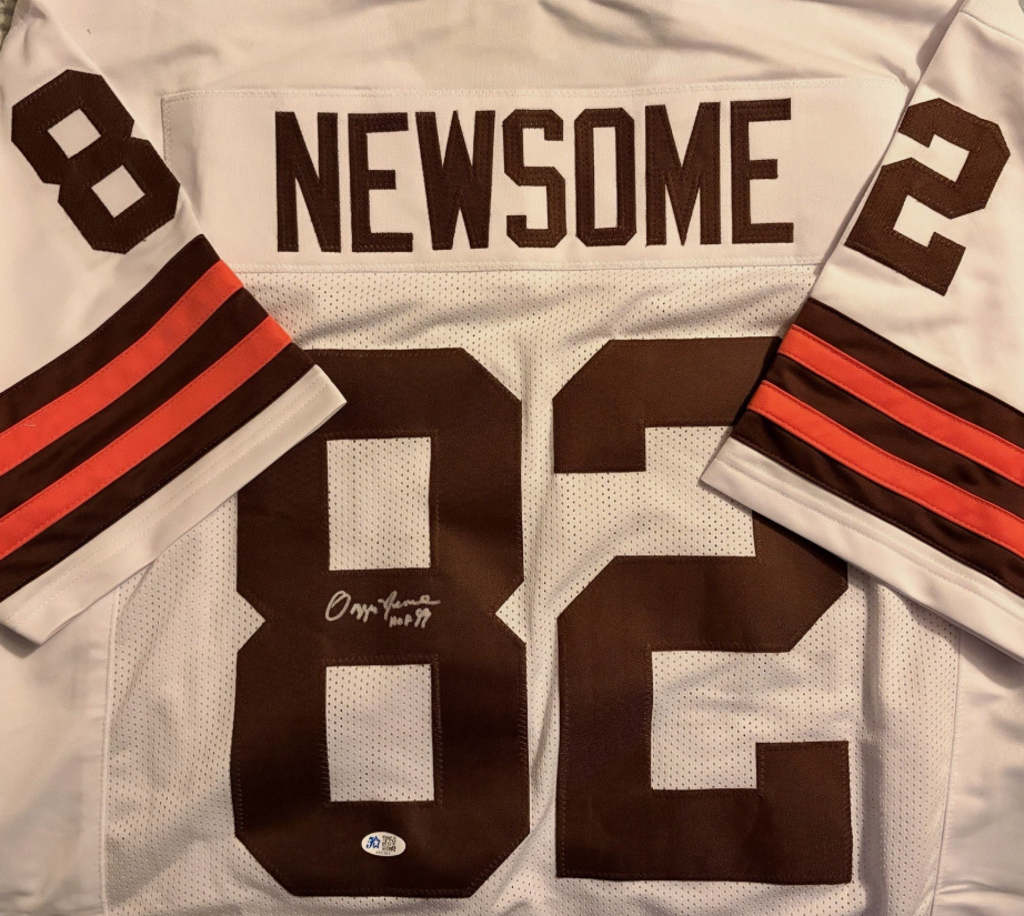 Ozzie Newsome NFL Browns TE "HOF 99" Signed 4/19/25 At HOF In Canton, OH - CERTIFIED